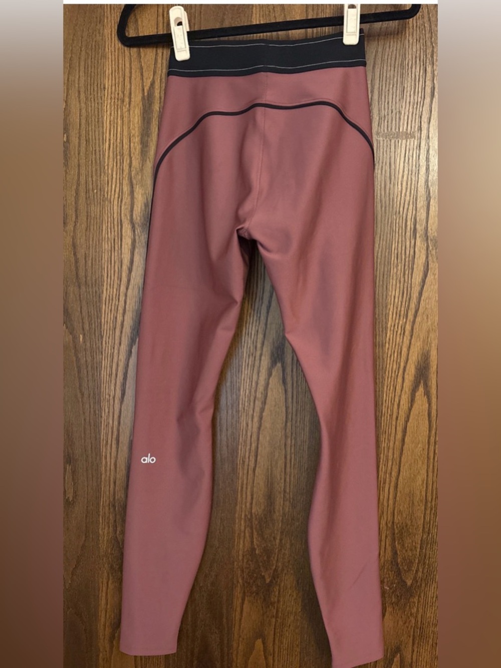 Alo High-Waist Suit Up Luxe Legging in Truffle/Black Small - Picture 3 of 5